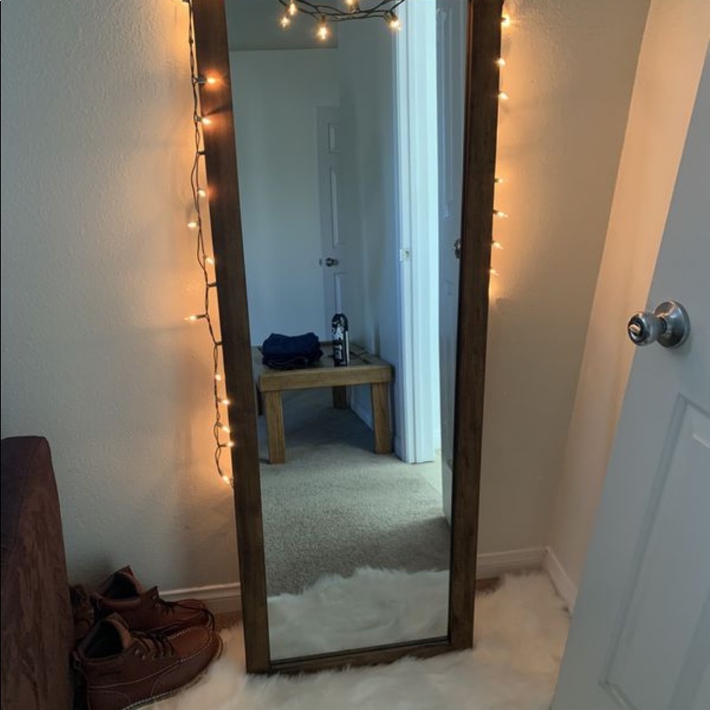 Mirror - Picture 2 of 3
